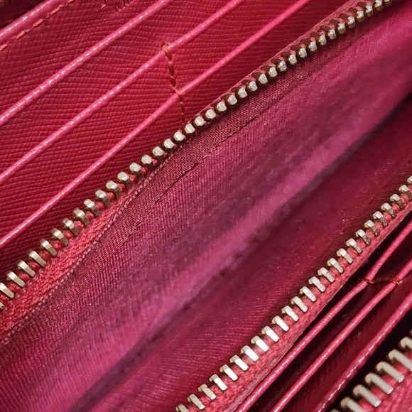 Prada Milano Saffiano Leather Wallet - Picture 12 of 13